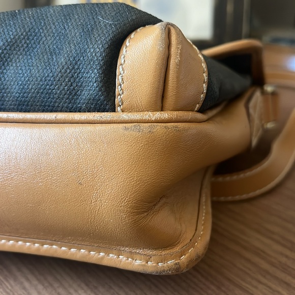 Vintage FENDI 1980s Pequin crossbody bag with tan leather trim and strap - Picture 8 of 13